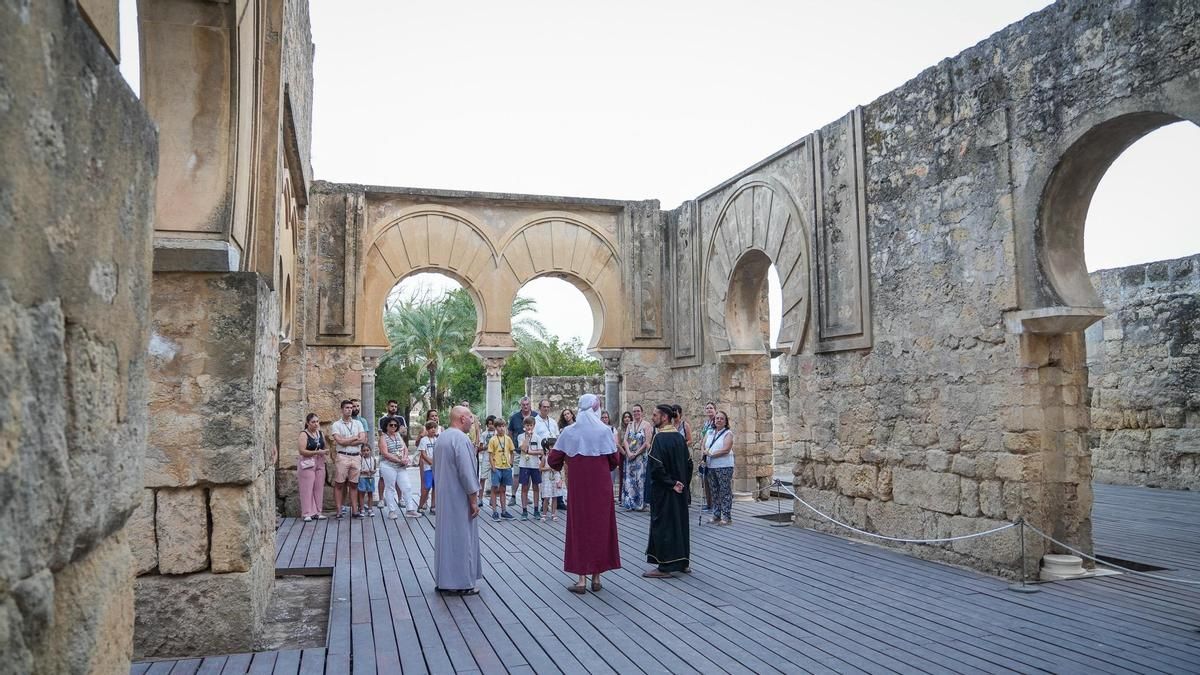 Viajar al siglo X para sumergirse en el esplendor de la ciudad califal de Medina Azahara