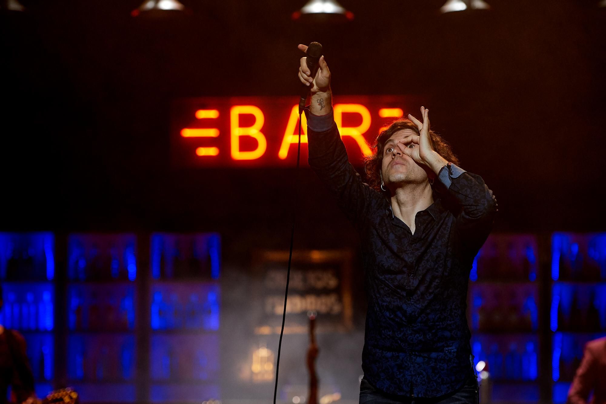 Rulo mostró su complicidad con el público cántabro durante toda la actuación. | EL REY LAGARTÓN