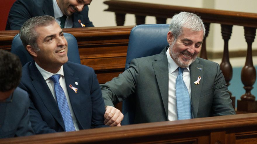 Los bandazos sobre la reforma de la Ley de Extranjería: Clavijo aún confía en el PP, que dilata su apoyo al traslado de menores