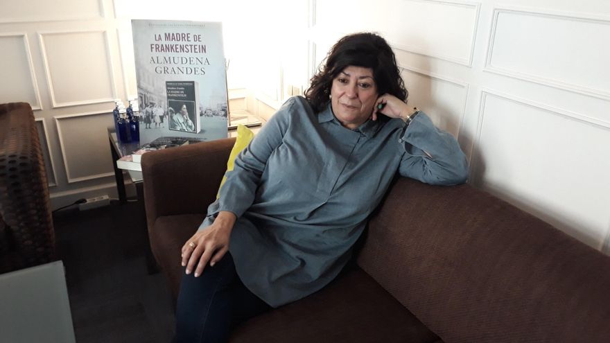 Almudena Grandes, la novelista que admiraba a Galdós y reivindicó a los perdedores del siglo XX
