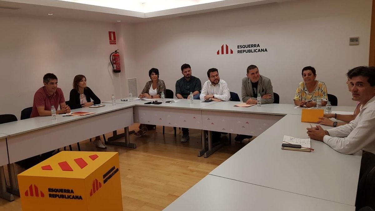 Otegi y Rufián dicen que su postura en la investidura dependerá de si Sánchez apuesta por el diálogo y la negociación