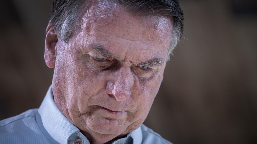 Pocos aliados y muchas causas judiciales: Bolsonaro gestiona su liderazgo latente tras su regreso a Brasil