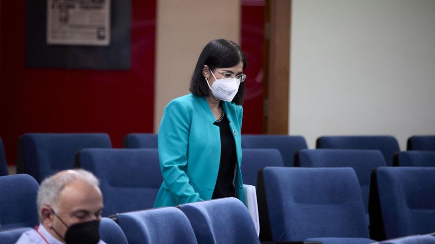 La ministra de Sanidad, Carolina Darias a su llegada a una rueda de prensa posterior al Consejo Interterritorial del Sistema Nacional de Salud en la Secretaría de Estado de Comunicación del Complejo de la Moncloa, a 28 de abril de 2021, en Madrid (España)