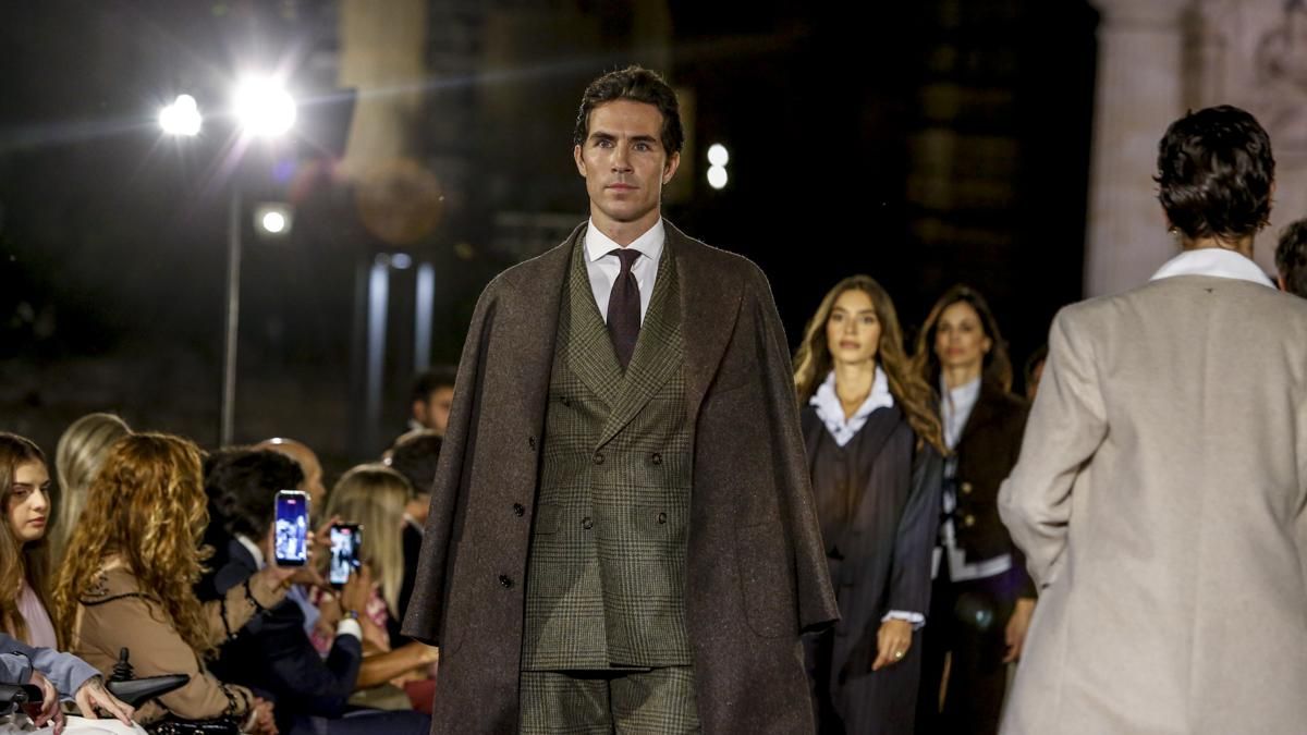 Desfile de Silbon en el Puente Romano