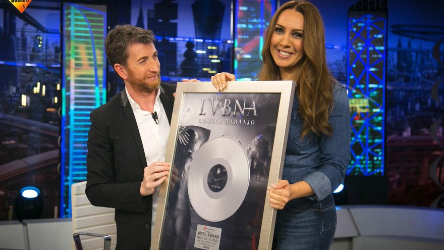 Mónica Naranjo recibe Disco de Platino