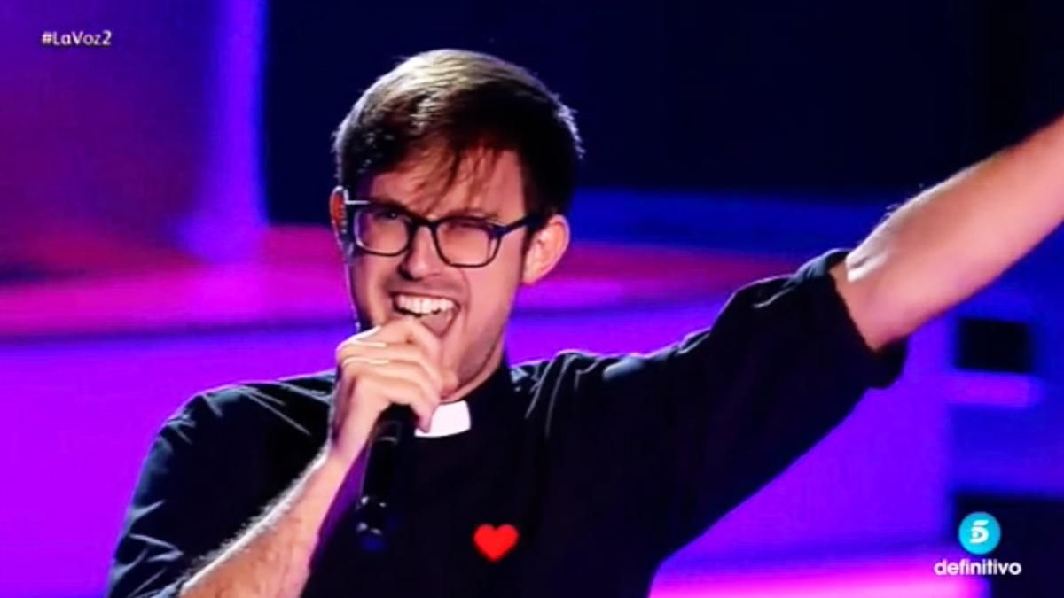 El 'Padre Damián' en 'La Voz' en 2015