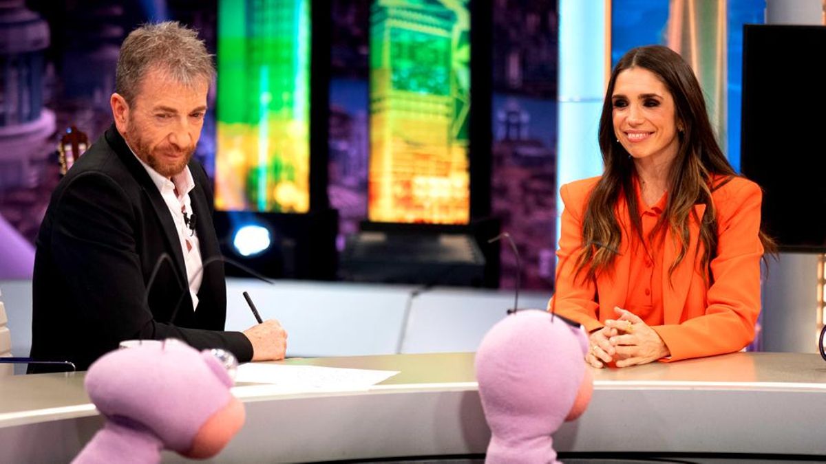 Pablo Motos y Elena Furiase, en 'El Hormiguero'