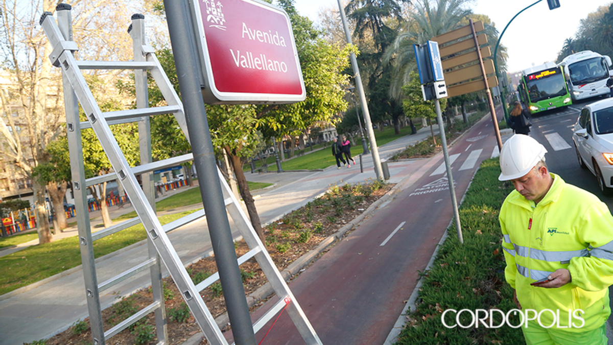 Cortes parciales de tráfico entre la avenida Aeropuerto y su intersección con Vallellano desde el lunes