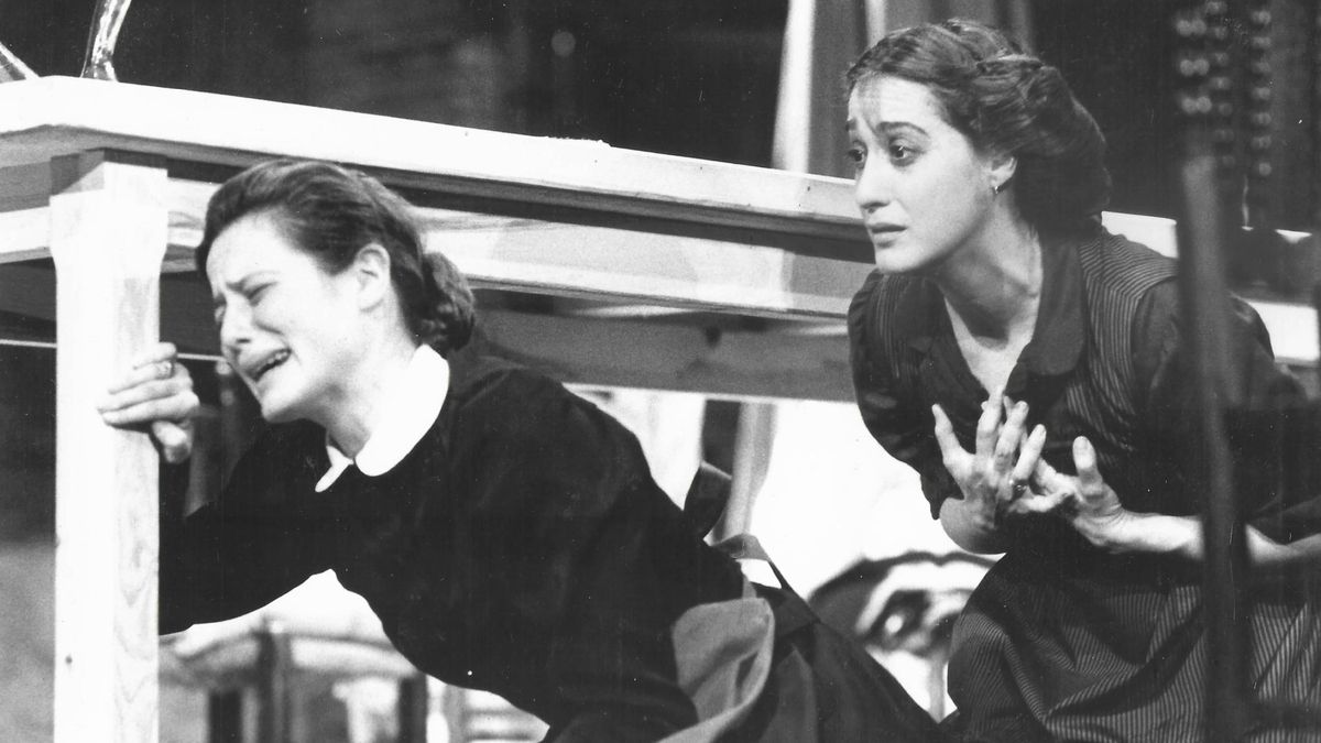 Aitana Sánchez-Gijón interpreta el papel de Acacia, en 1988