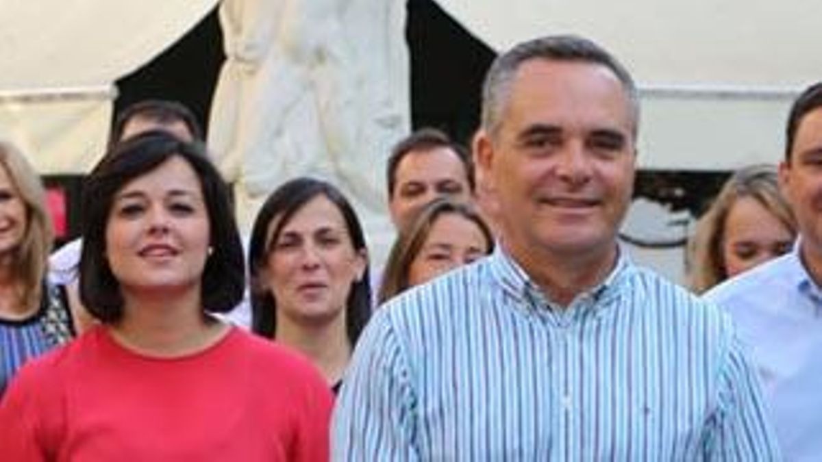 Virginia Pérez y Juan Bueno. (Fotografía: PP de Sevilla)