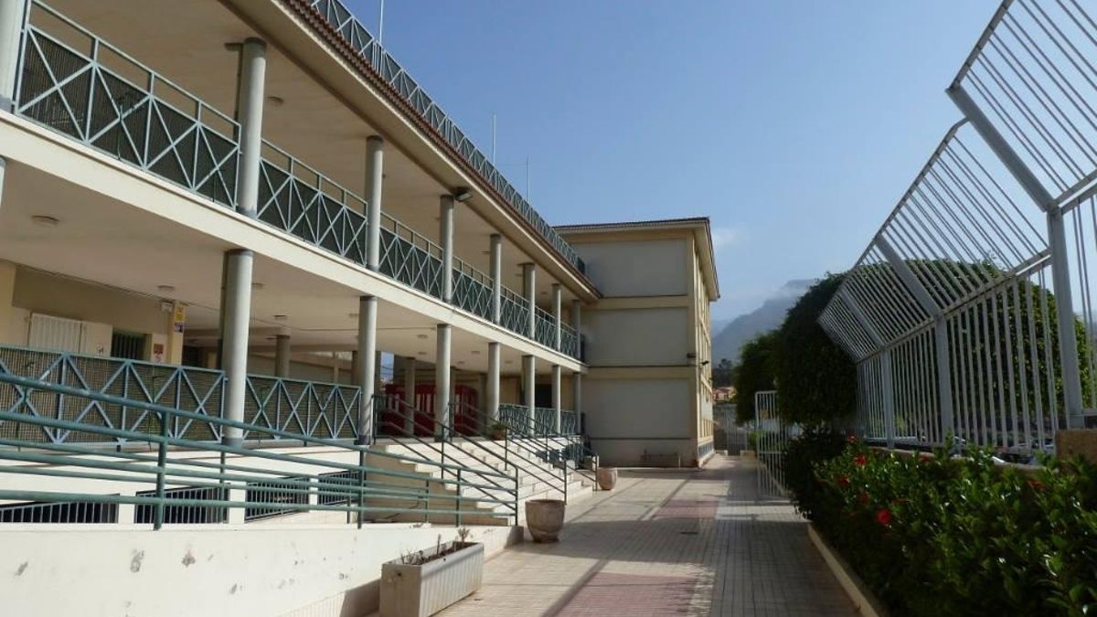 La Fiscalía denuncia a la exdirectora del IES Los Cristianos por el desvío de más de 85.000 euros