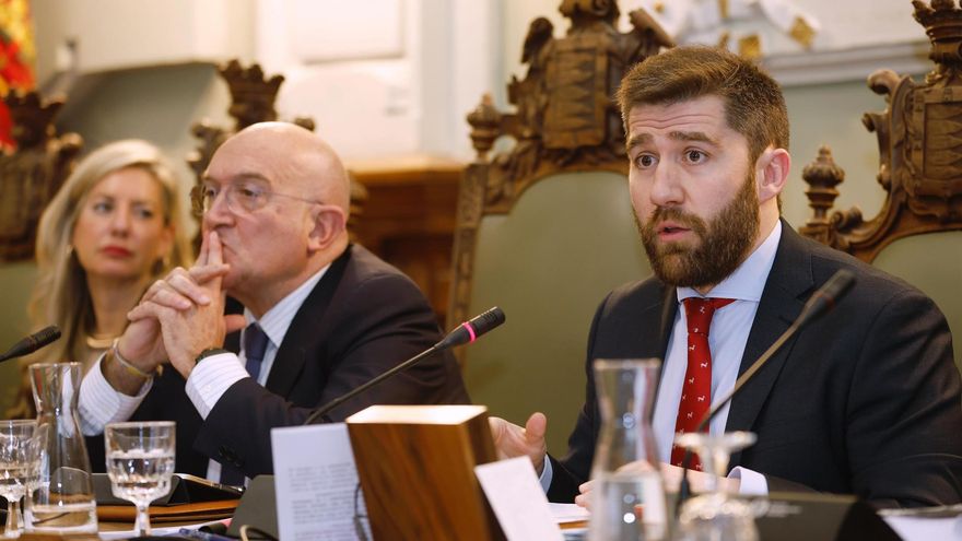 El PP deja solo a Vox en su discurso machista en el Ayuntamiento de Valladolid, aunque sin reproche público