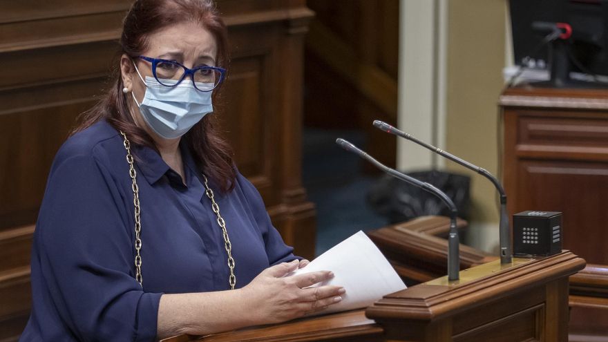 La consejera de Educación, Universidades, Cultura y Deportes del Gobierno de Canarias, Manuela Armas
