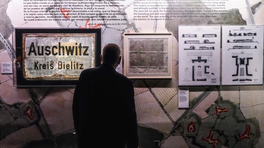 La exposición "Auschwitz" de Madrid añade objetos de la casa de Ana Frank