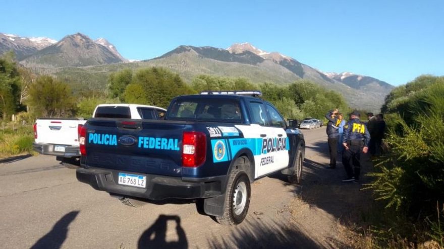 Por orden de la Justicia, fuerzas de seguridad desalojaron a una comunidad mapuche en el Parque Nacional Los Alerces