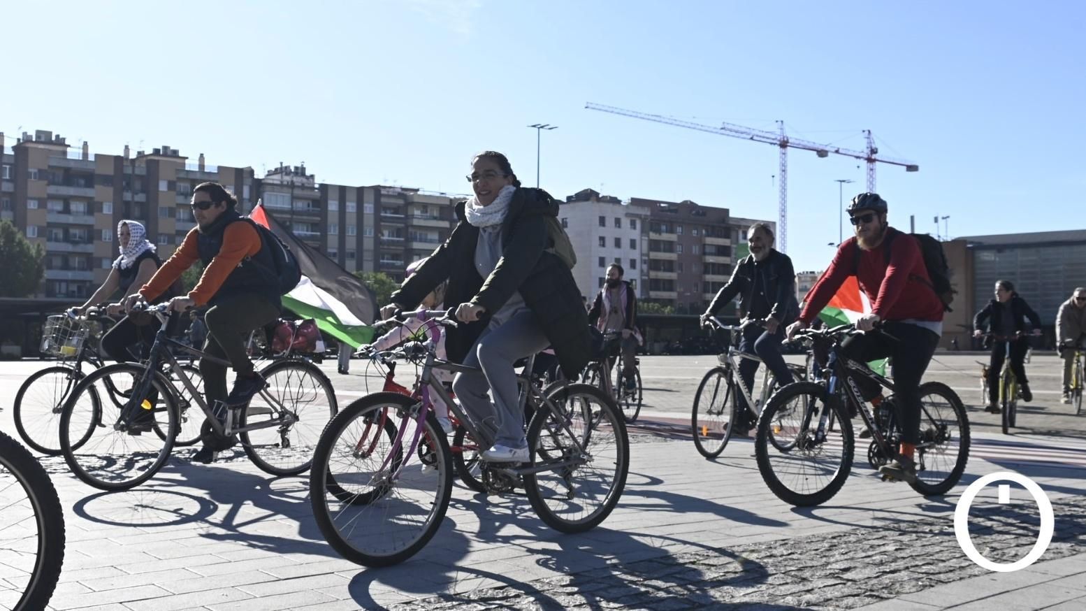 Marcha en bicicleta por solidaridad con el pueblo palestino.