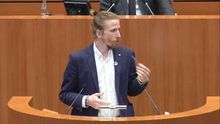 VÍDEO | El líder de Podemos en Castilla y León reprocha la asistencia a un Pleno sin votaciones "para cobrar las dietas"