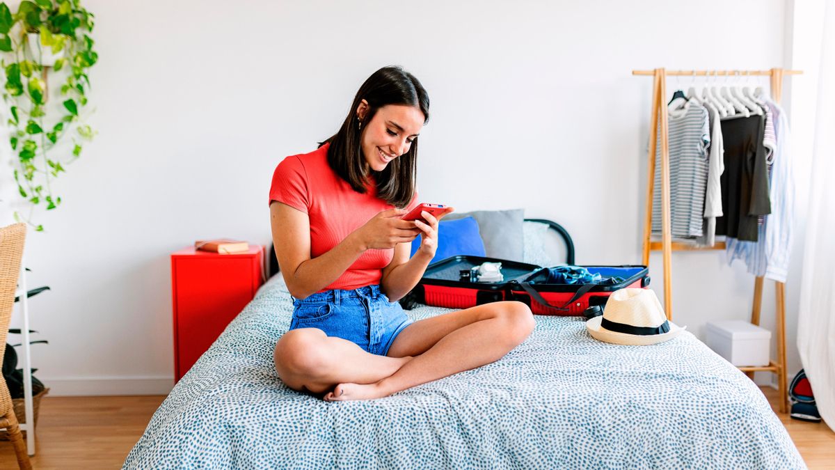 Garota navegando na Internet