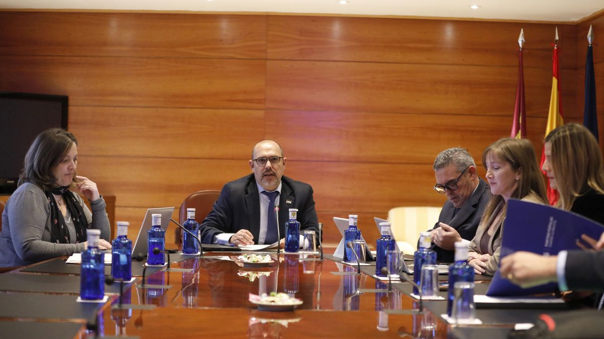 El Pleno de las Cortes de Castilla-La Mancha debatirá sobre el control de gastos de los grupos políticos