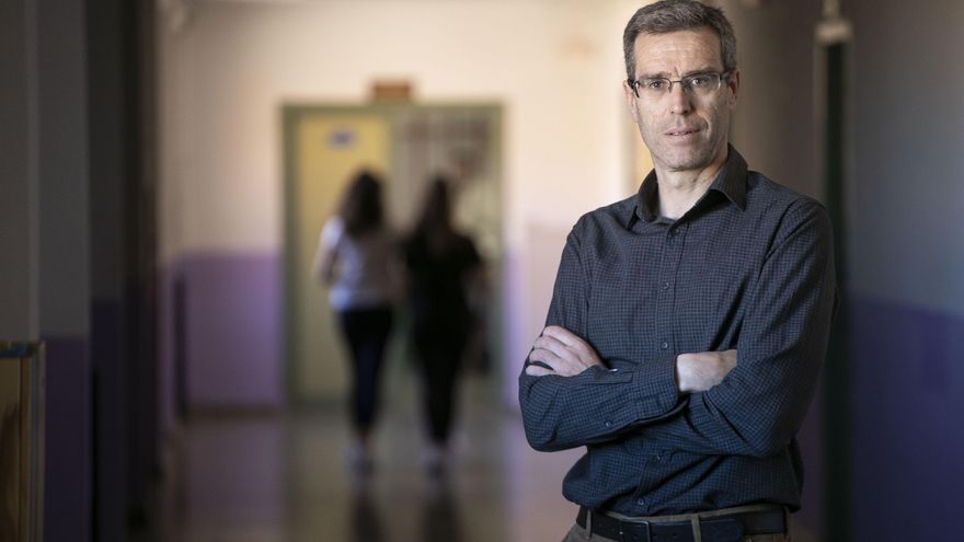 Fernando Villalba, STE-CLM: “La progresiva burocratización del trabajo docente aleja al profesorado manchego de la actividad pedagógica”