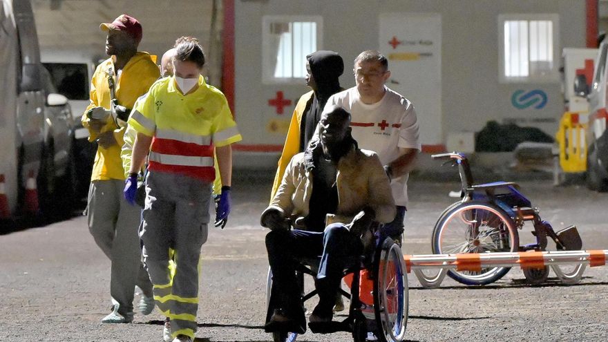 Un cayuco con tres fallecidos localizado al sur de El Hierro incrementa las tragedias de la ruta migratoria hacia Canarias