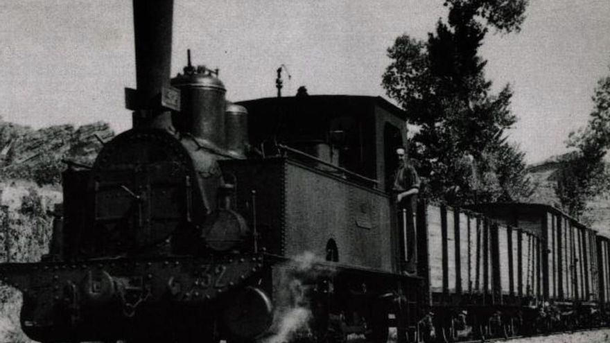 La escasa velocidad de este tren fue la que originó el dicho "eres más lento que el escachamatas"