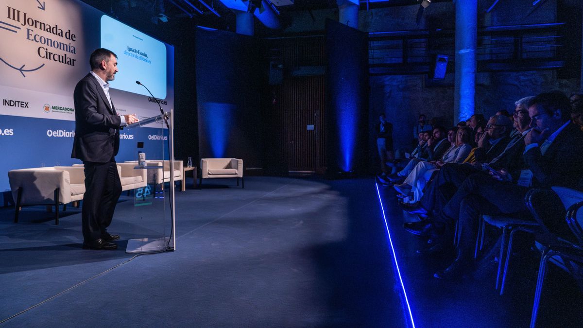 El director de elDiario.es da la bienvenida a la III Jornada sobre Economía Circular