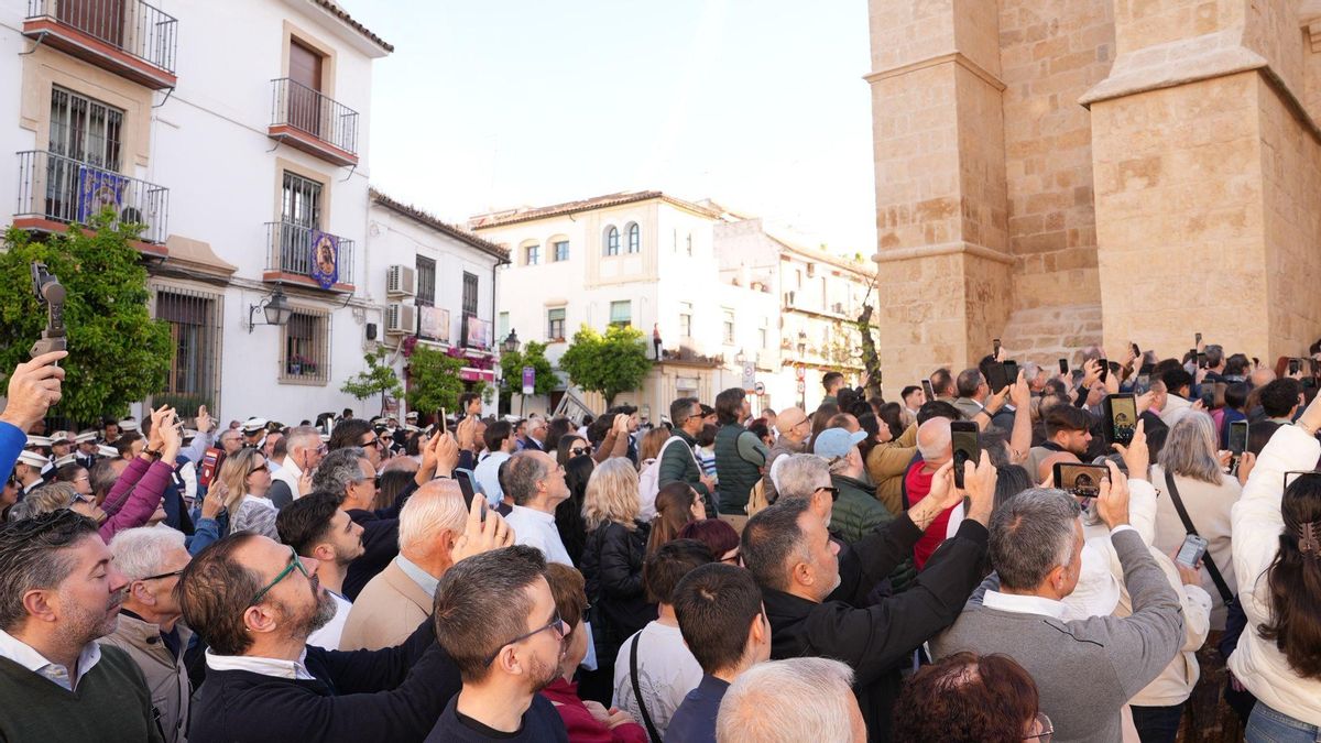 La procesión de El Resucitado, en imágenes