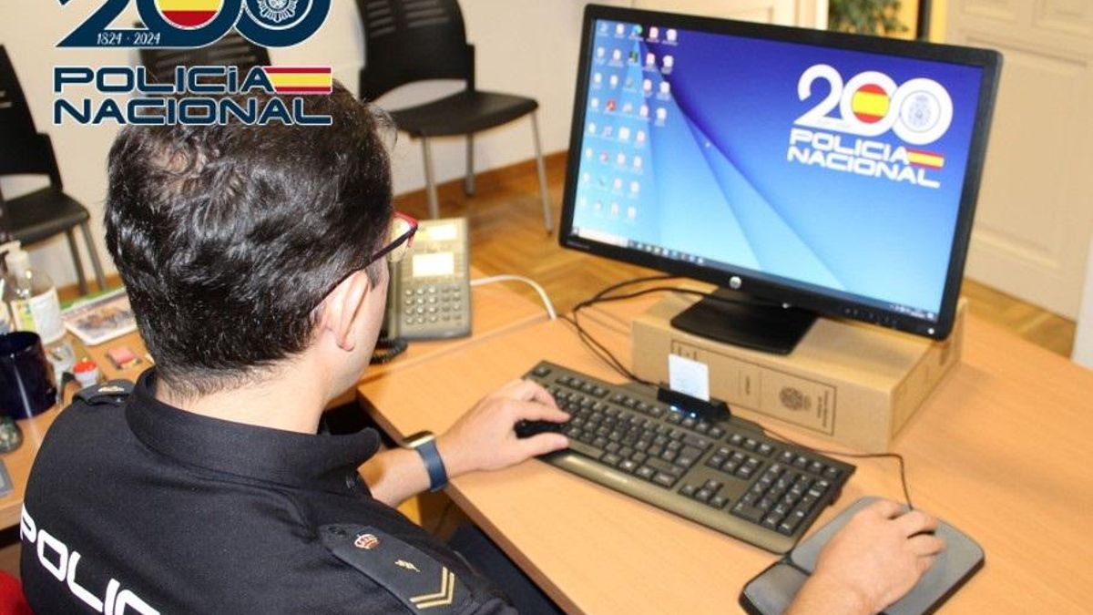 Tres detenidos por suplantar la identidad de varios propietarios para vender sus casas en la provincia de Cádiz