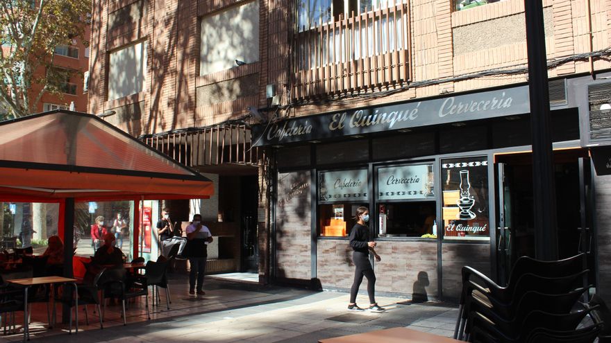 La cafetería El Quinqué, situado en el Paseo de Alfonso XIII de Cartagena