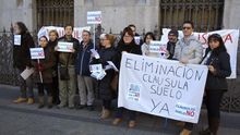 Imagen de archivo de una protesta contra las cláusulas suelo.