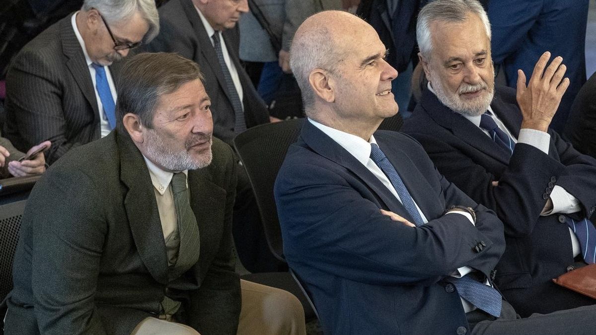 Fiscalía ve "inadecuado o fraudulento" el uso de las transferencias de financiación en los ERE