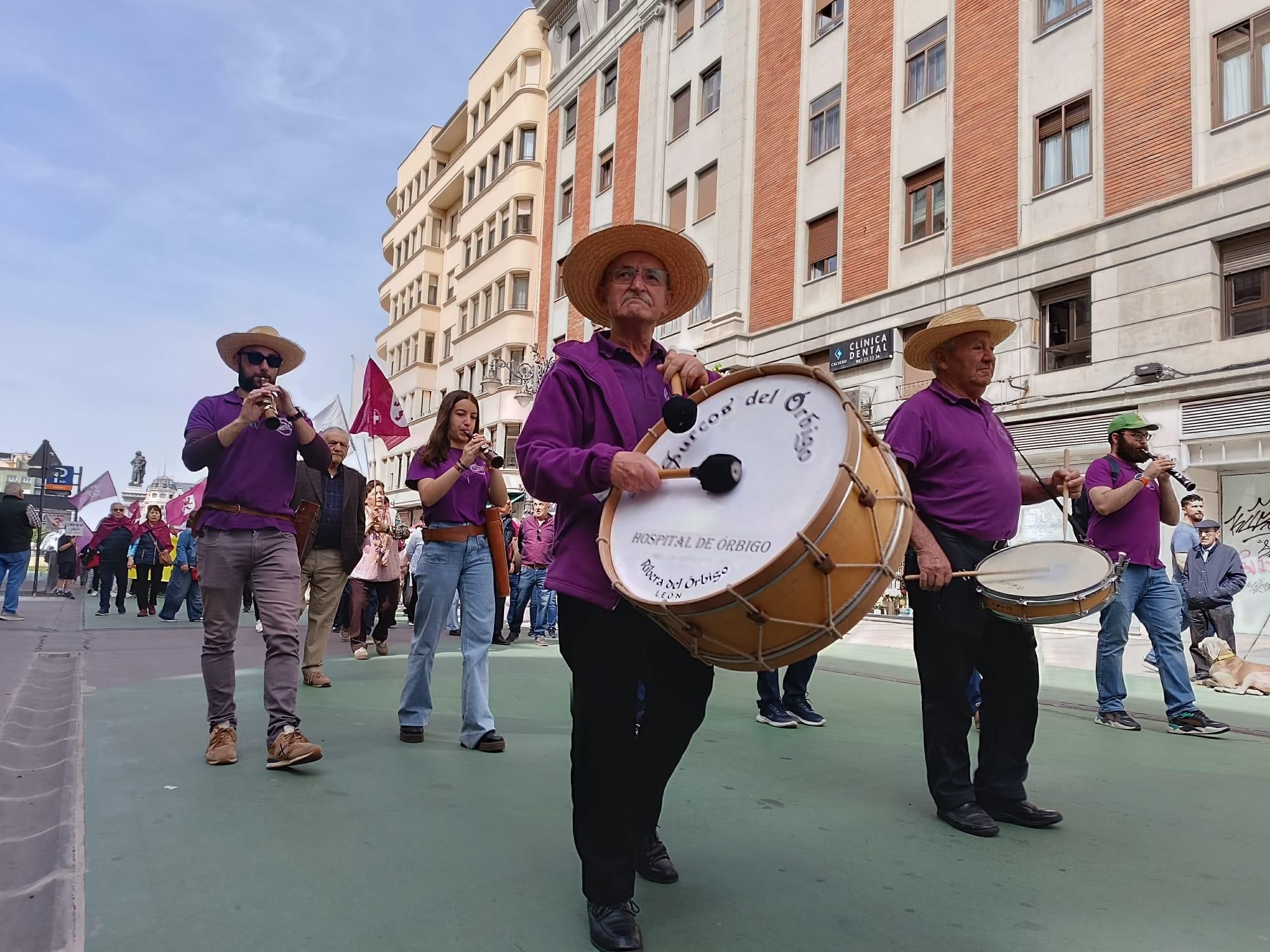Cientos de personas exigen el 23 de abril el camino de 'León solo' y en libertad