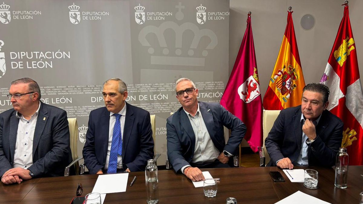 Las caras de decepción de los representantes de UPL son notorias.