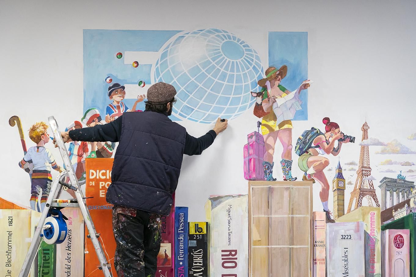 El estilo pictórico de Santos de Veracruz se deja notar en los personajes del mural.