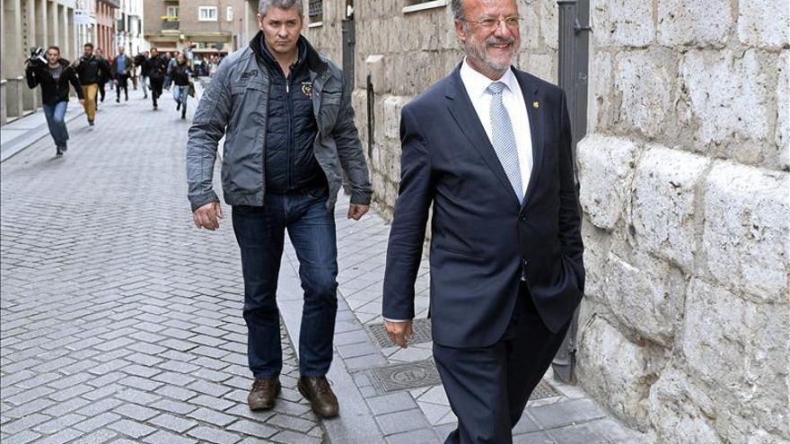 León de la Riva asume que puede dar "vergüenza o pudor" decir que votas al PP