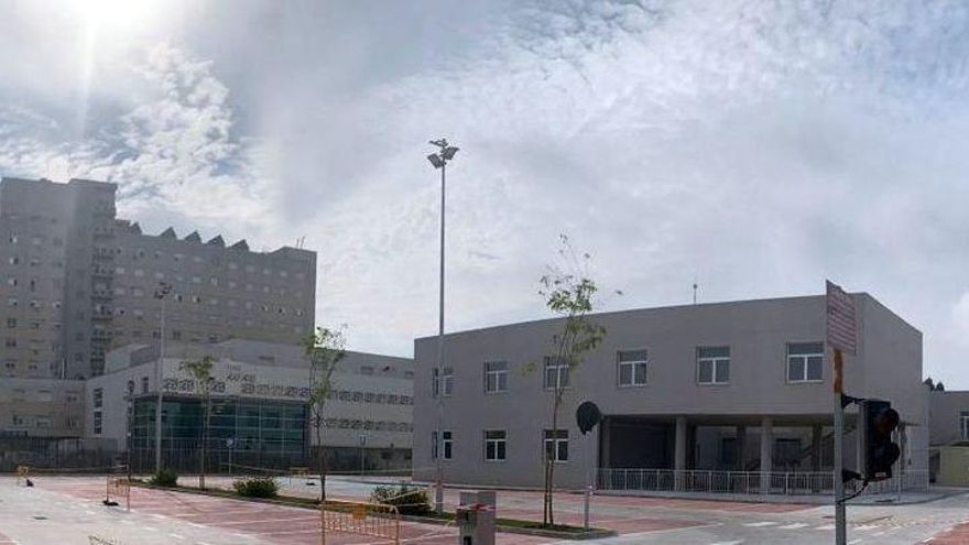La COVID-19 se cuela en un centro de mayores de Sevilla tras dos meses de "aislamiento forzoso" para 121 residentes