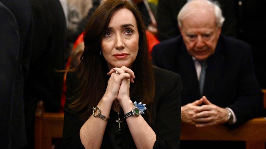 Sin convocatoria formal, la oposición sesiona para buscar aprobar el aumento a los jubilados