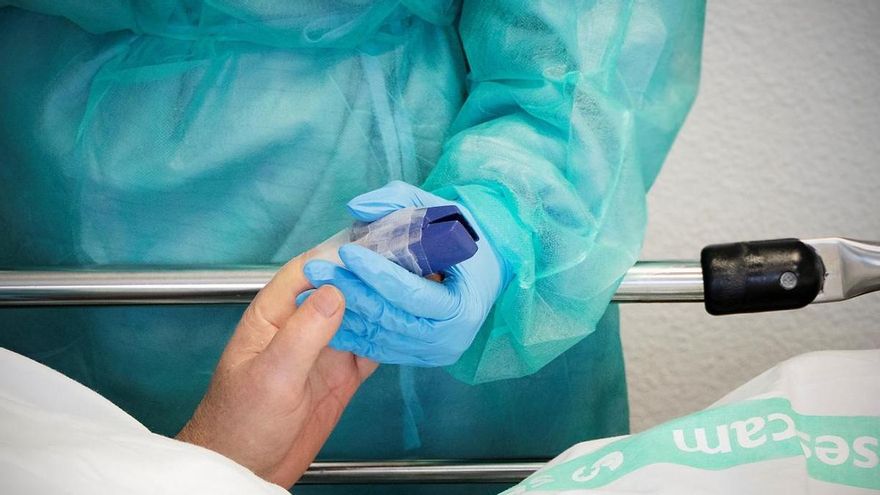 Se vuelven a disparar los casos nuevos de coronavirus en Castilla-La Mancha hasta superar nuevamente los 7.000 en un día