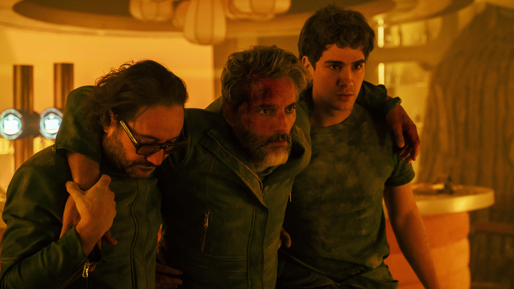 Imágenes promocionales de 'El refugio atómico' en Netflix