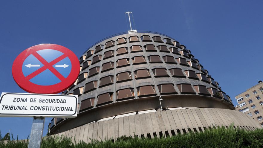 El Gobierno impulsa una reforma legal para desbloquear en julio la renovación del Constitucional