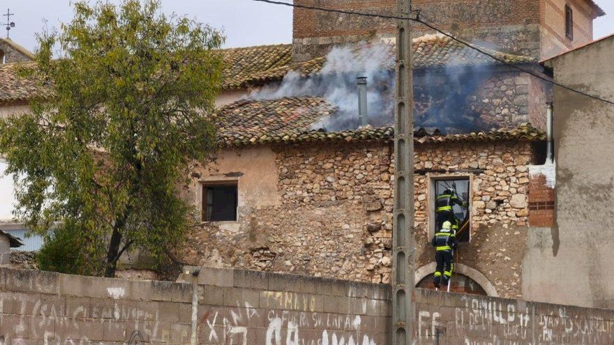 Un incendio devora por completo el Museo de la Santa Cruz del convento de Santa Ana en La Alberca de Záncara