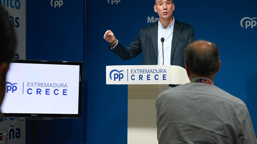 El PP retira su propuesta para dar cabida a Vox en la Mesa de la Asamblea de Extremadura