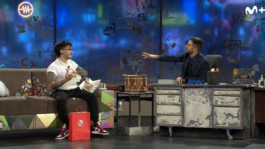 Broncano se vengó de Wismichu en 'La Resistencia' tres años después de su peculiar salida con lanzamiento de taza