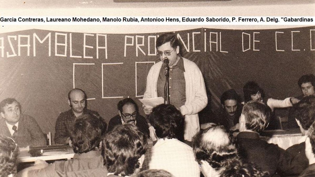 Rafael García Contreras, Laureano Mohedano, Manolo Rubia, Antonio Hens, Eduardo Saborido y Paco Ferrero, en una asamblea provincial de CCOO en los años setenta
