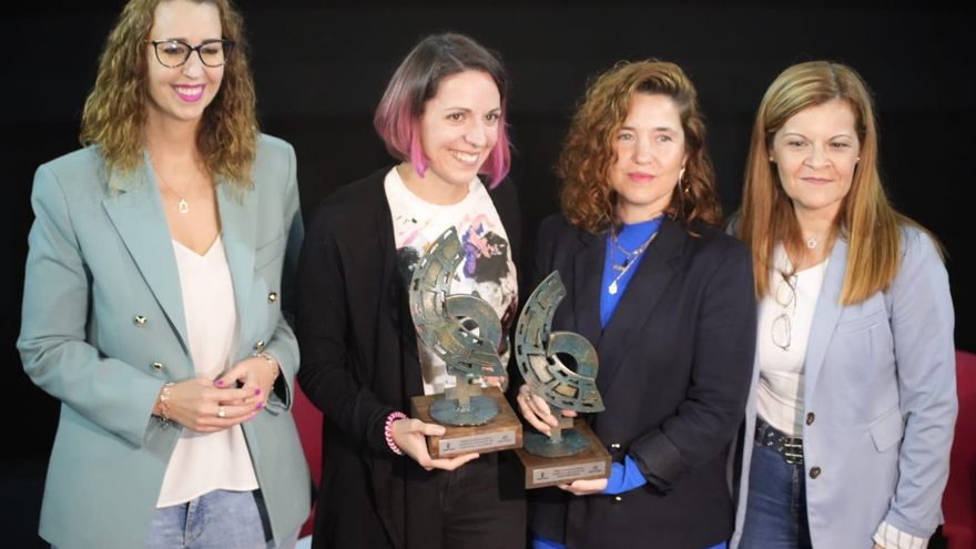 Estefanía de la Chica y Raquel Troyano ganadoras de los Premios Mujeres en el Cine 'Alice Guy'