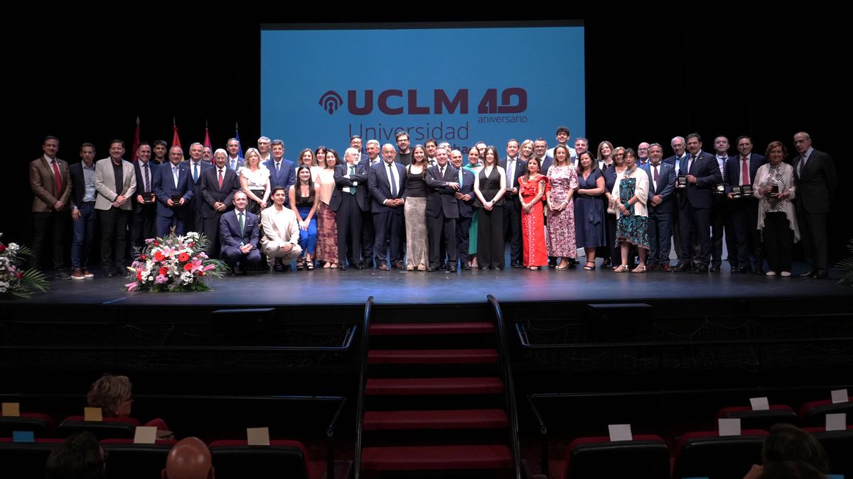 Cuatro décadas de la universidad de Castilla-La Mancha "que ha cambiado la vida de muchos jóvenes y de la región"