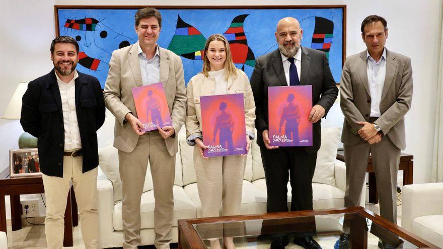 Javier Bonet, Jaume Bauzà, Margalida Prohens, Jaime Martínez Llabrés y Pedro Vidal durante la muestra de apoyo del Govern a Palma 2031