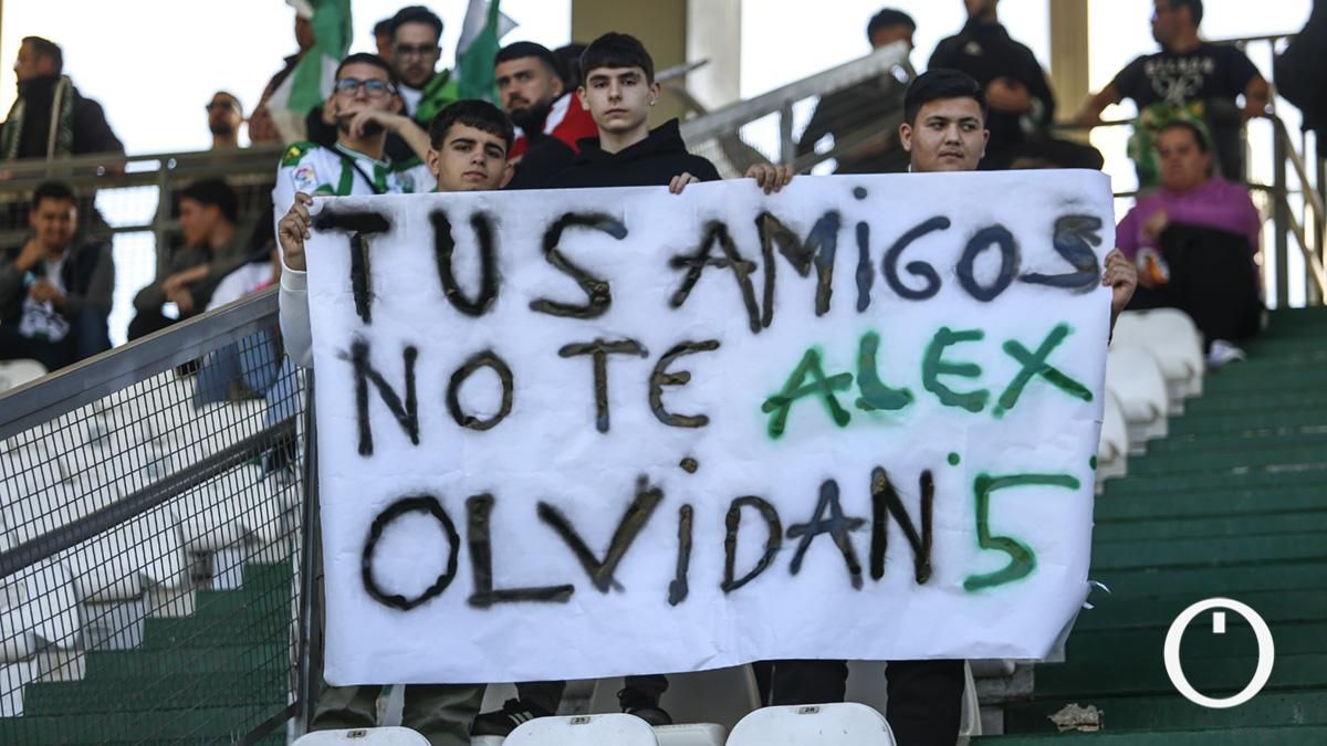Grada Blanquiverde del Córdoba CF - SD Huesca