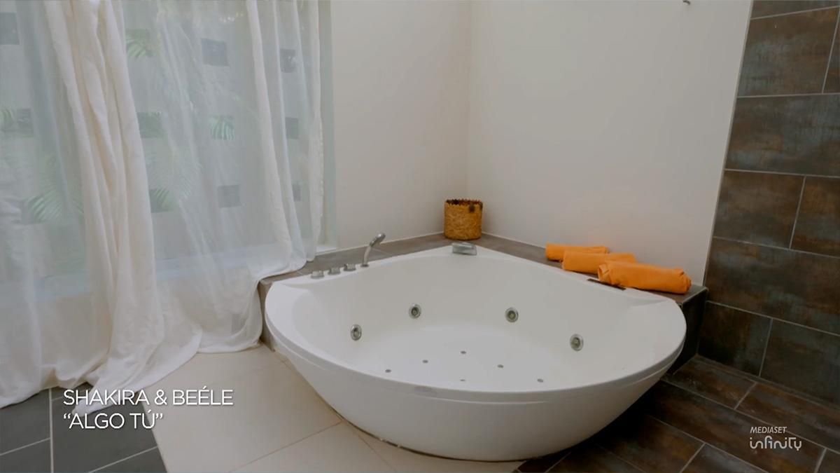 Uno de los baños de Villa Deseo